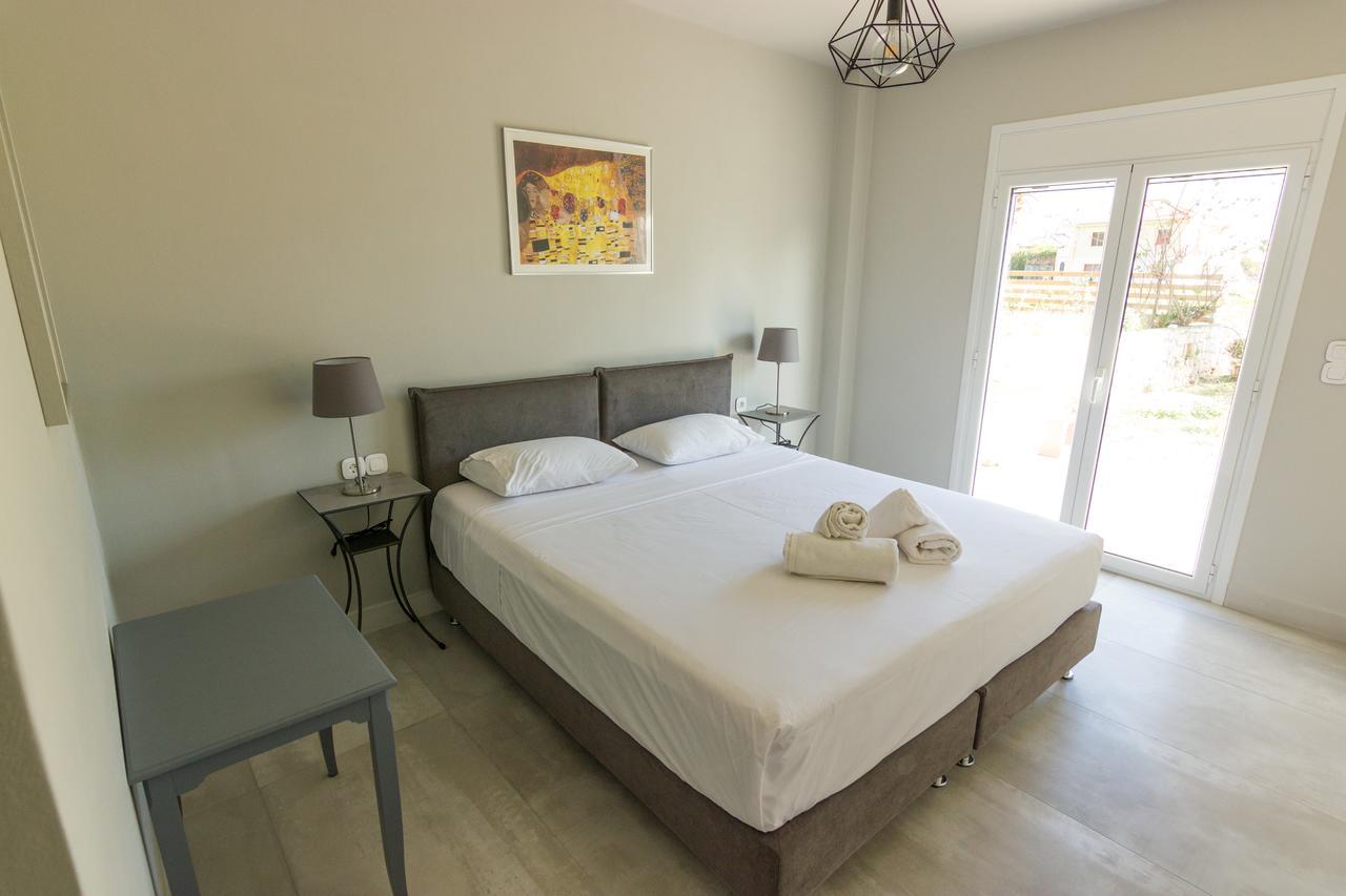 לאונידיון Amera - Troumpas Family Apartments מראה חיצוני תמונה